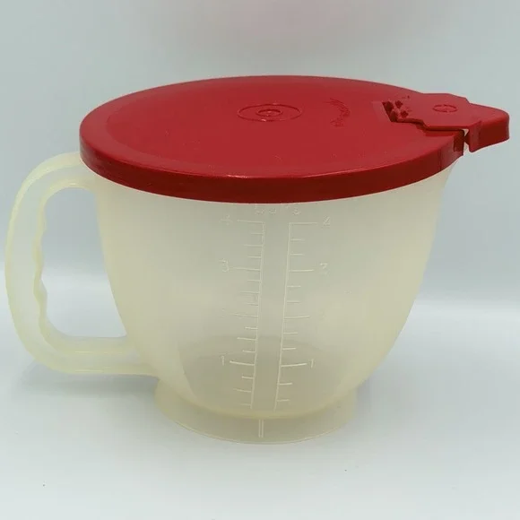 VTG Tupperware Batter Mixer Dispenser Pitcher 4 Cup Red Lid Kitchen - Picture 3 of 8